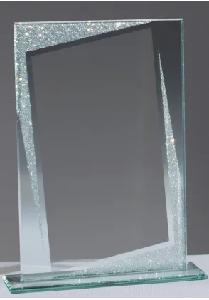 Trofeo de Cristal Brillante – Distinción y Elegancia para Premios Exclusivos ✨🏆