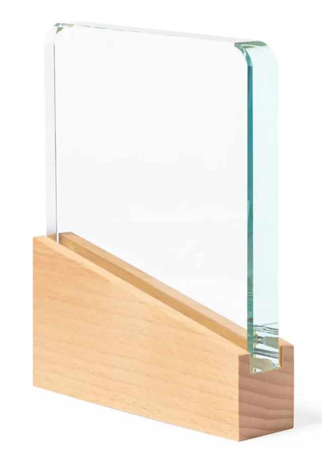 Trofeo de Cristal con Base de Madera – Elegancia y Sostenibilidad 🏆🌿